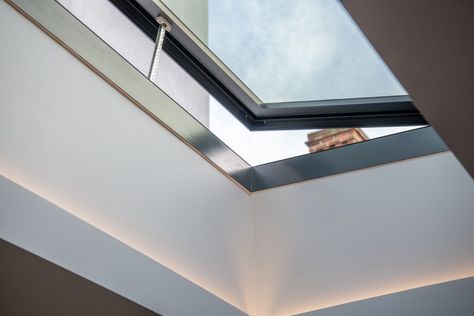 Flat Roof Skylight Windows | Flat Roof Lanterns | Express Bifolds Flat Roof Window Ideas, Roof Lights Flat Roof, Flat Roof Lights, Modern Skylights, Flat Roof Skylights, Roof Lanterns, Skylight Glass, Flat Roof Extension, Roof Skylight