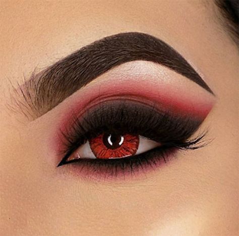 Sigma Beauty by @batgirlekta using Enchanted Eyeshadow Palette, #sigmabeauty, #sigmabrushes, #halloween, #redeye Nem Halloween Makeup, Maquillage Halloween Vampire, Carnaval Make-up, Vampire Makeup Halloween, Devil Makeup, Vampy Makeup, Halloweenský Makeup, Red Eye Makeup, Vampire Makeup