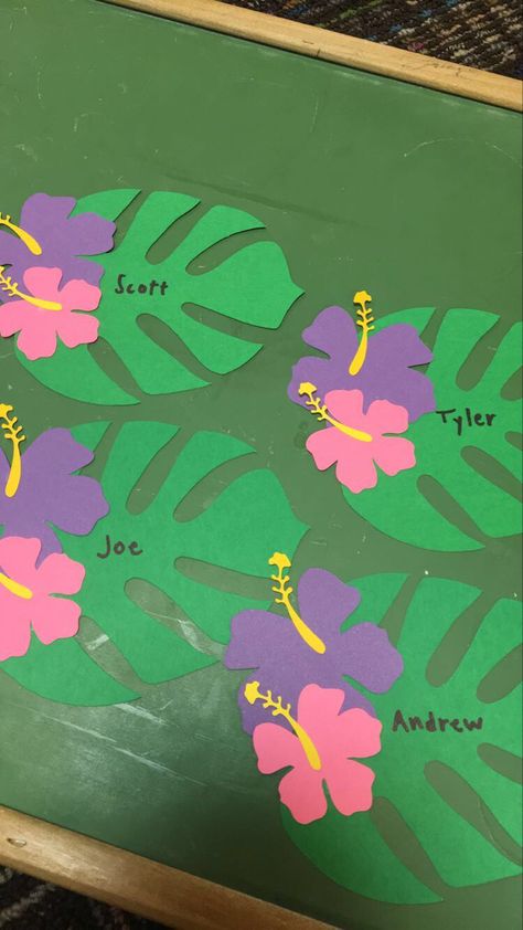 Tropical leaf + flower door decs. Created using a cricut. Hawaii Diy Decorations, Lilo And Stitch Classroom Decorations, Hawaiian Classroom Door, Aloha Bulletin Board Ideas, Hawaiian Door Decorations Classroom, Hawaiian Classroom Theme, Summer Door Decs Ra, Flower Door Decs, Tropical Bulletin Board Ideas