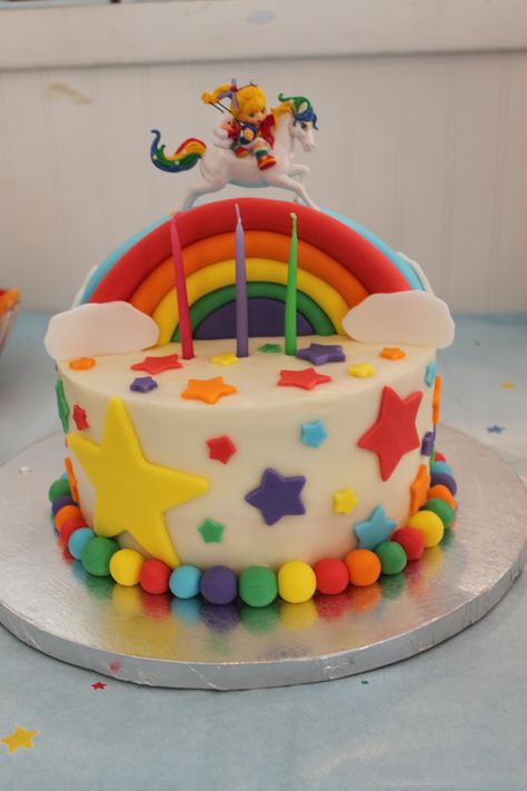 Rainbow Brite cake - this may be an amazing 1st birthday theme! Rainbow Brite Party Ideas, Rainbow Bright Party, Rainbow Brite Party, Bright Birthday Cakes, Rainbow Brite Birthday, Bright Cakes, 35th Birthday, Birthday Cake Ideas, Rainbow Bright