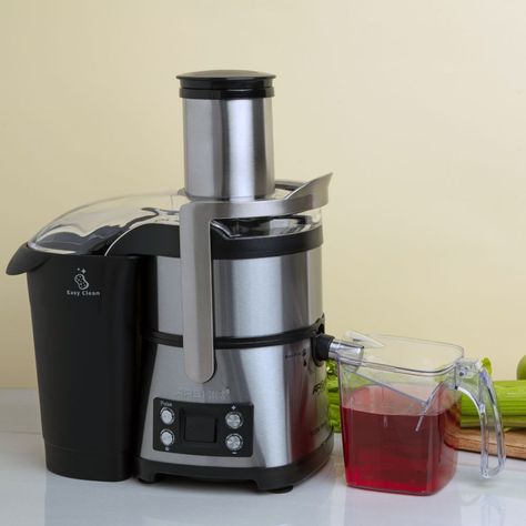 How To Make Cranberry Juice In A Juicer | Storables Cranberry Juicing Recipes, Fresh Cranberry Juice Recipe, Cranberry Apple Juice, Cranberry Juice Benefits, Drinks With Cranberry Juice, Cranberry Benefits, Juicer Recipes, Frozen Cranberries, Cranberry Recipes