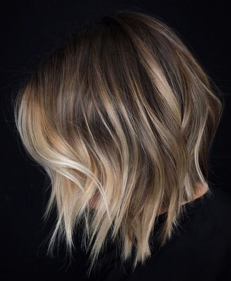 Choppy Cut Wigs with Balayage for Women Caucasian 100% Human Hair Money Piece Balayage Short Hair, Framing Balayage, How To Balayage, Choppy Cut, Balayage Short Hair, Short Hair Designs, Balayage Short, Blonde Balayage Highlights, Short Ombre Hair