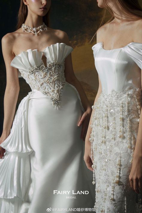 Baroque Mermaid Dress, Sybil Baroque Pearl Mermaid Dress, White Dress High Fashion, Wedding Dresses Avant Garde, Breath Taking Dresses, Pearl Bridal Dress, Drop Waste Wedding Dress, Unique Wedding Dresses Different, Maximalist Wedding Dress