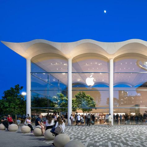 Apple Store Design, Terminal Bus, Barrel Vault Ceiling, British Architecture, Foster Partners, Norman Foster, Fountain Feature, Concrete Roof, Art Deco Buildings