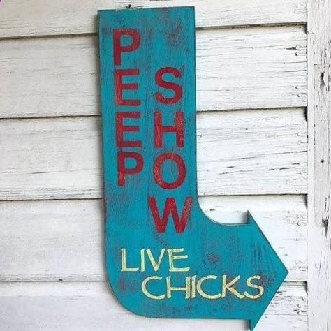 Clean Chicken Coop, Chicken Coop Tips, Coop Signs, Chicken Coop Decor, Clean Chicken, Portable Chicken Coop, Chicken Coop Signs, Chicken Signs, Chicken Life