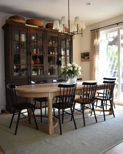 Modern Traditional Dining, Modern Traditional Dining Room, Warm Dining Room, Cottage Dining Rooms, Black Dining Room Chairs, Dining Room Hutch, Hillside House, Country Dining, 0 Interest