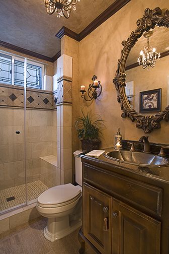 beautiful small bathroom!!  www.rejoyinteriors.com Modern Tuscan Bathroom, Tuscan Bathroom Ideas, Tuscan Bathroom Decor, Makeover Kamar Mandi, Tuscany Decor, Tuscan Bathroom, Tuscan Style Homes, Tile Wood, Tuscan Design