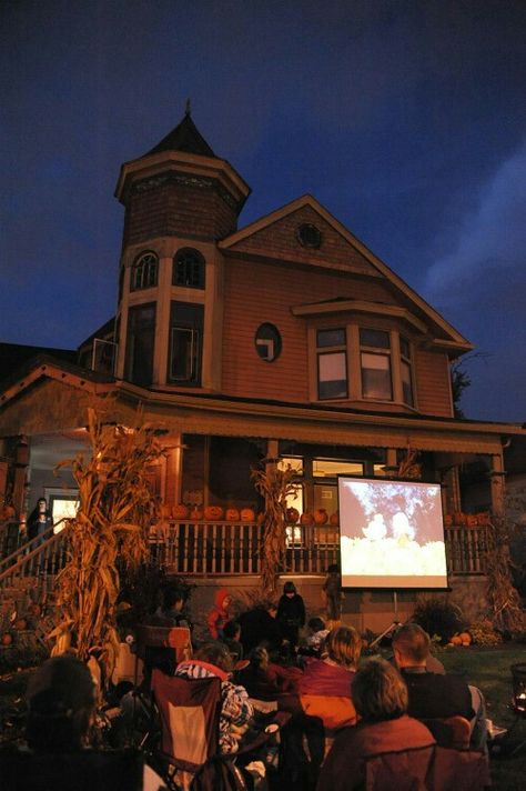 Halloween Presentation, Teen Halloween, Fall Boards, The Great Pumpkin, Pet Adoption Center, Home Animal, Great Pumpkin, Pretty Halloween, Adoption Center