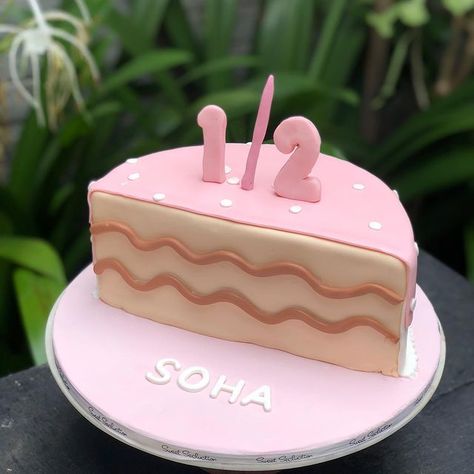 Simple Half Birthday Cake, Baby Half Birthday Cake, Half Way To One Cake Girl, Half Bday Cake, Baby Half Birthday Ideas 6 Months, Half Birthday Cakes Girl, Half Cake Birthday 6 Months, 1/2 Birthday Cake 6 Months, Half Birthday Ideas For Girls 6 Months