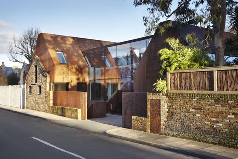 Piercy & Company, Jack Hobhouse · Kew House · Divisare Gable Wall, Architecture Antique, Architecture Renovation, London Family, Weathering Steel, London Architecture, Casa Container, Architectural Practice, Soho House