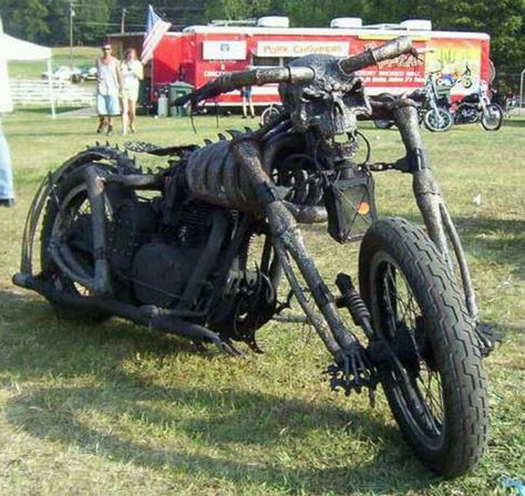 Sweeeeet Rat Rod Motorcycle, Gothic Motorcycle, Homemade Motorcycle, Motorcycle Chopper, Rat Rod Bike, Custom Built Motorcycles, Motorcross Bike, Fast Sports Cars, Custom Chopper