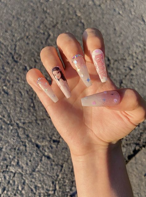 Bratz Nails Art, Bratz Nails Acrylic, Bratz Inspired Nails, Bratz Nails Design, Bratz Nails, Fantasy Nails, Diy Acrylic Nails, Edgy Nails, Dope Nail Designs