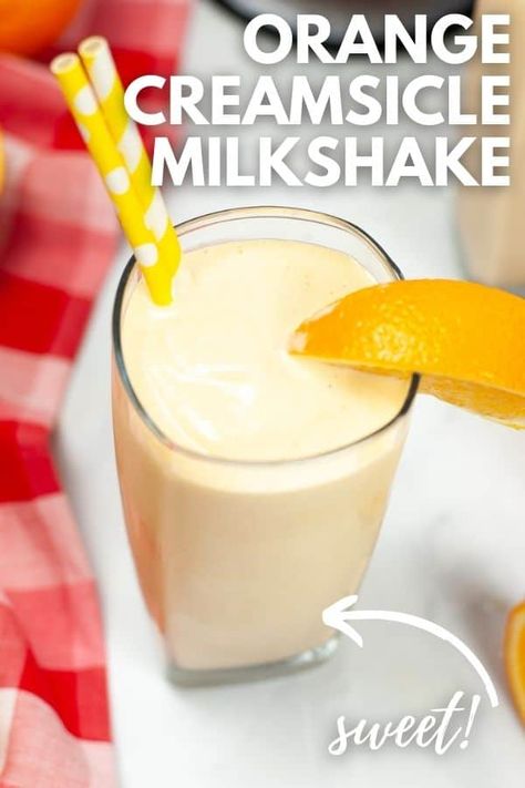 This Orange Creamsicle Milkshake is a retro taste sensation that you have been waiting to revisit. However, this milkshake version takes the popsicle version to the next level. Orange Creamsicle Shake, Homemade Shakes, Orange Creamsicle Milkshake, Orange Milkshake, Creamsicle Milkshake, Creamsicle Drink, Orange Julius Recipe, Milkshake Recipe Easy, Homemade Milkshake