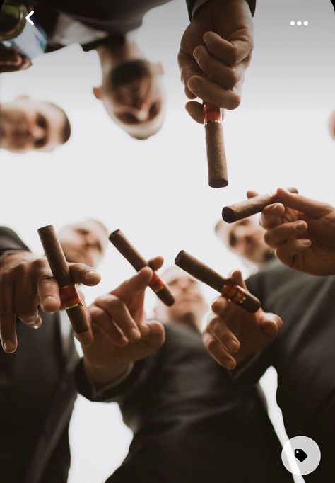 Groomsmen Shots Photo, Groomsmen With Cigars, Groomsmen Funny Photos, Groom And Groomsmen Photos Funny, Unique Groomsmen Photos, Wedding Aesthetic Groomsmen, Groomsmen Prompts, Groomsmen Getting Ready Pictures, Groomsman Photo Ideas