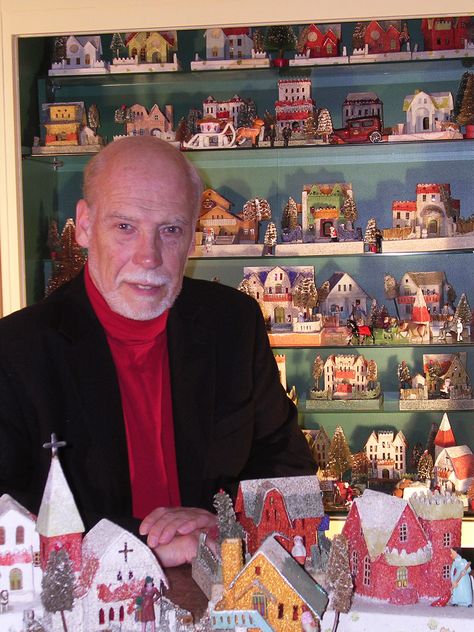 The History of the Putz Village - The Golden Glow of Christmas Past® Vintage Putz Houses Christmas Villages, Putz Village Display, Putz Houses Vintage, Dept 56 Dickens Village Display Ideas, House Display Ideas, Gingerbread House Display Ideas, Putz House Display, Putz Houses Display, Putz Village