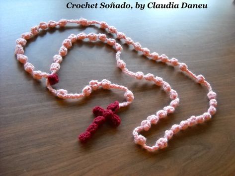 15 DIY Rosaries That Make Gorgeous Gifts Crochet Rosary, Diy Rosary, Rosary Bead Necklace, Knotted Rosary, Rosary Beads Necklace, Beautiful Rosary, Crochet Book, Crochet Bedspread Pattern, Easy Crochet Stitches