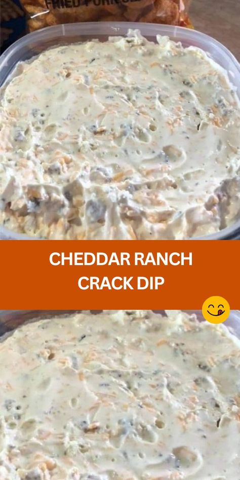 Cheddar Ranch Crack Dip - Who doesn't love a good dip to accompany their favorite snacks? Whether it's movie night, a casual get-together, or simply craving something savory, d... Bacon Ranch Dip, Savory Dips, Healthy Cheesecake, Easy Dips, Dip Recipes Easy, Snack Dip, Ranch Dip, Ranch Dressing Mix, Pork Rinds