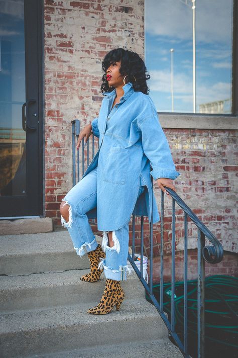 Blue Jean On Blue Jean Outfits, Outfits With Denim Boots, Denim Duster Outfits, Dressy Denim Outfits For Women, Wide Leg Denim Pants Outfit, Denim On Denim Outfit Black Women, Fall Jeans Outfit Casual, Denim Dress Outfit Fall, Denim Winter Outfit