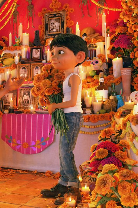 Coco Movie, Pixar Coco, Images Disney, Disney Pixar Movies, Pixar Movies, Disney Aesthetic, Disney Lover, Cute Disney Wallpaper, Mexican Culture