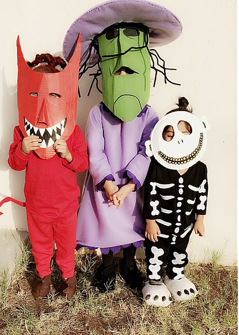 Lock Sock And Barrel Costume, Lock Stock And Barrel Costume, Lock Shock And Barrel Costumes Diy, Lock Shock And Barrel Costumes, Nightmare Before Christmas Costume, Lock Shock And Barrel, Christmas Parade Floats, Kid Costume, Scare Crow