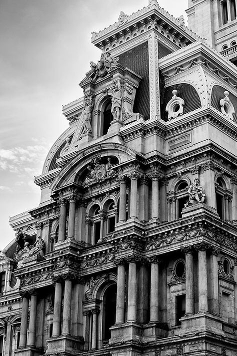 Black And White Building, Philadelphia City Hall, Downtown Philadelphia, Philadelphia City, Black And White City, Neoclassical Architecture, Architecture Drawing Art, Architecture Old, Gothic Architecture