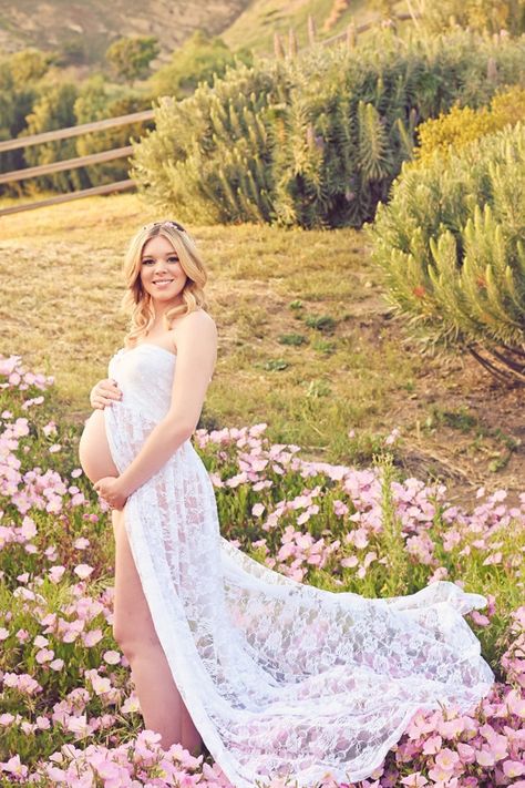 White Lace Maternity Photoshoot Dress Maternity Photography Dresses, White Lace Maternity Dress, Lace Maternity Gown, Maternity Dress Outfits, Maternity Dresses Photography, White Maternity Dresses, Maternity Dresses For Baby Shower, Lace Maternity Dress, Maternity Long Dress