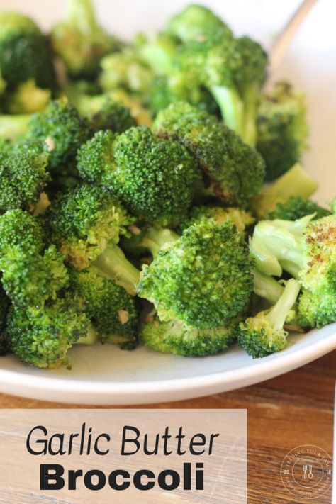 Broccoli Recipes Stove Top, Sauteed Broccoli Recipes, Buttery Broccoli, Garlic Butter Broccoli, Butter Broccoli, Seasoned Broccoli, Broccoli Recipes Side Dish, Broccoli Side Dish, Broccoli Dishes