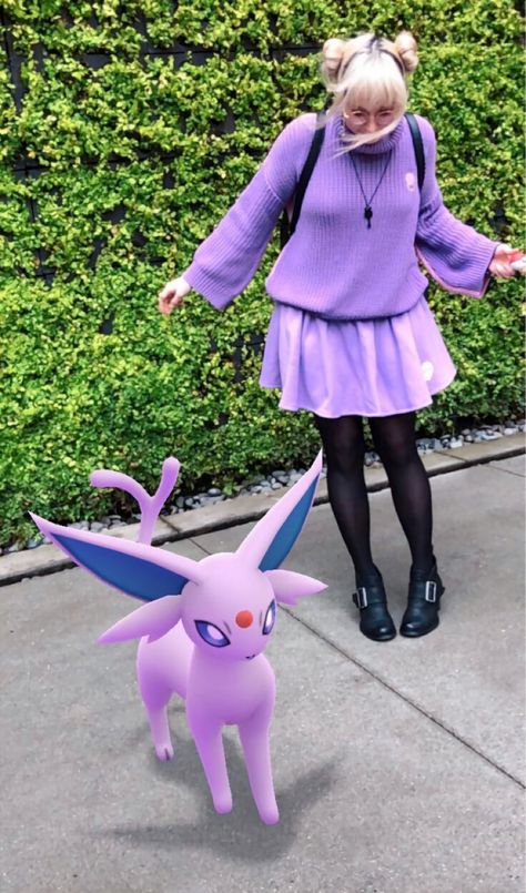 Pokemon Streetwear, Funny Pokemon Go, Espeon Pokemon, Pokemon Trainer Outfits, Mario Toys, Umbreon And Espeon, Real Pokemon, Old Pokemon, Pokemon Clothes