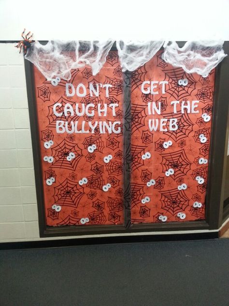 Bully Bulletin Board Ideas, Bully Free Poster Ideas, Bully Prevention Bulletin Boards, Anti Bully Door Decorations Classroom, Kindness Month, Counselor Door, Positive Behavior Chart, School Counselor Bulletin Boards, Counselor Bulletin Boards