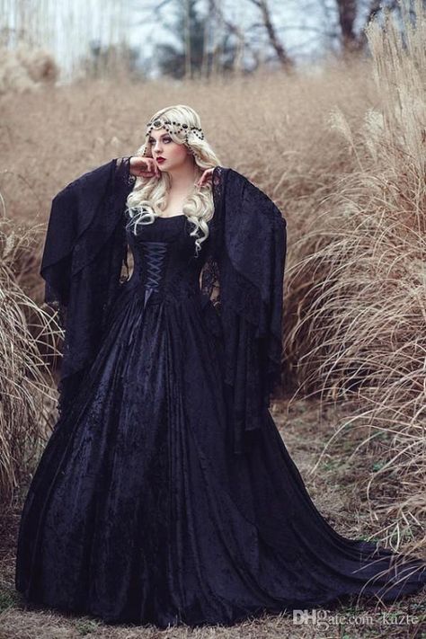 Vintage Gothic Hallowen Lace Princess Wedding Dresses 2017 Plus Size Off-shoulder Long Sleeve Castle Chapel Train Bridal Wedding Gown Gaun Abad Pertengahan, Gothic Wedding Dress, Trumpet Wedding Dress, Trendy Wedding Dresses, Lace Dress With Sleeves, Medieval Dress, Vestidos Vintage, Wedding Gowns Lace, Black Wedding Dresses