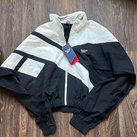 Reebok Zip Up Jacket Reebok Clothes, Reebok Outfit, Reebok Sportswear, Colorful Windbreaker, Reebok Jacket, Red Reebok, Track Star, Clothing Wardrobe, White Windbreaker