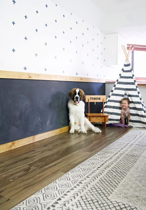 Making chalkboard wall is such a fun addition to any space, but none more so than a playroom! #chalkboardwall #playroom Chalkboard Wall Kids, Chalkboard Wallpaper, Make A Chalkboard, Baby Playroom, Boys Playroom, Basement Playroom, Chalk Wall, Toddler Playroom, Kids Playroom Decor