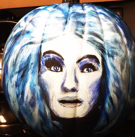 My 2017 pumpkin. Madam Leota from Disneyland’s Haunted Mansion. Painted on black craft pumpkin with acrylic paints. Haunted Mansion Painted Pumpkin, Haunted Mansion Pumpkin Painting, Madam Leota, Constance Hatchaway, Halloween Decorations Pumpkin, Pumpkin Painted, Haunted Mansion Halloween, Madame Leota, Pumpkin Carving Contest