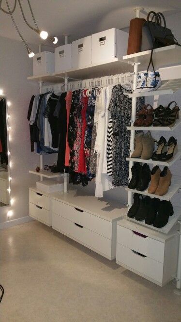 Organized Closet, Ikea Wardrobe, Ikea Closet, Open Closet, Closet Layout, Wardrobe Room, Closet Remodel, Closet Decor, غرفة ملابس