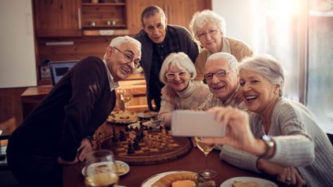 Is Living in a Retirement Community Right for You? Here's How to Find Out! Retirement Activities, Community Ideas, Retired People, Sixty And Me, Intentional Community, Senior Living Communities, Beauty Habits, Target Market, Memory Care