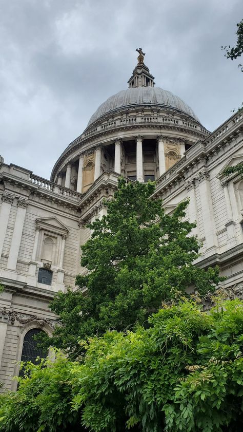 St Pauls Cathedral London Aesthetic, Saint Paul Cathedral London, St Pauls Cathedral London, London Cathedral, Aesthetic London, London Vibes, Fav Place, St Paul's Cathedral, London Aesthetic