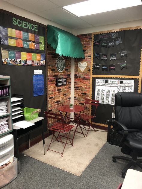 Classroom Furniture Ideas, Comfy Classroom, Coffee Shop Classroom, Kitchen Bulletin Boards, Cafe Classroom, Coffee Classroom, Tech Room, Teaching 6th Grade, Classroom Organization Elementary