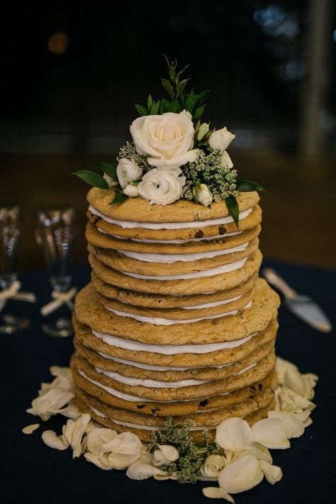 Cookie Cake Wedding Cakes Simple, Layered Cookie Cake Wedding, Wedding Cookie Cake Ideas, Cookie Cake For Wedding, Wedding Cookie Cakes, Tiered Cookie Cake Wedding, Cookie Tower Wedding, Tiered Cookie Cake, Cookie Cake Wedding Cakes