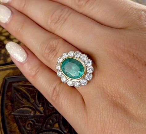 Divine emerald and diamond halo estate ring Vintage Halo Ring, Emerald Ring Vintage, Vintage Halo, Estate Ring, Halo Design, Green Oval, Handmade Fine Jewelry, Wedding Rings Vintage, Emerald Jewelry