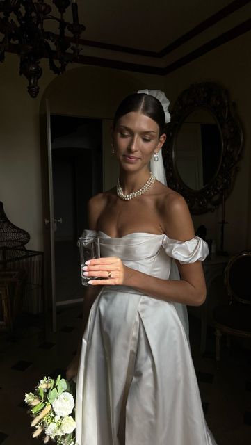 Savannah Miller Bridal on Instagram: "Memories of our bespoke bride @dcopperman wedding day and wedding dress of dreams 🤍 now referred to as ‘The Danielle’ Available now! #SavannahMillerBride #SavannahMillerBespoke #SavannahMillerBridal . . . #weddingdress #dreamwedding #weddingdestination #daniellecopperman #littlewhitedress #bridetobe #weddingplanning #overthemoon #frenchbride #bridalmakeup #bridalhair #bridalstyle #brideandgroom #weddingplanner #chicbride #influencerwedding #weddingdress #thedanielle #savannahmiller #weddingdressdesigner" Wedding Dress And Pearl Necklace, Danielle Copperman Wedding Dress, Bride With Pearl Necklace, Wedding Day Necklace, Savannah Miller Bridal, Wedding Dress With Necklace, Wedding Dress With Pearl Necklace, Pearl Necklace Wedding Dress, Danielle Frankel Bridal