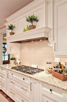 Kitchen decor Kitchen Exhaust Fan Ideas, Hood Fan Kitchen, Traditional White Kitchen Cabinets, Kitchen Exhaust Fan, Downdraft Cooktop, Fan Kitchen, Unfinished Kitchen Cabinets, Fan Ideas, Antique White Kitchen Cabinets