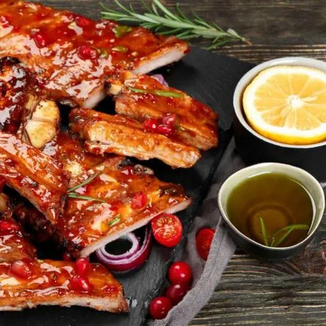 Leftover Ribs, Rub For Pork Ribs, Song Games, Oven Ribs, General Tso's Chicken Recipe, Barbecue Seasoning, Carolina Bbq, Bbq Baby Back Ribs, Tangy Bbq Sauce