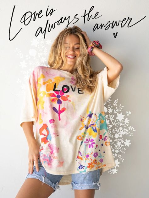 Life Is A Canvas Tee - Love Cream Funky Outfits For Women, Funky Shirts, Oversized Tees, Bold Lettering, Effortless Outfit, Fun Pants, Cute Pajamas, Boho Shirts, Floral Artwork