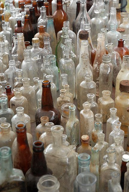 Bottles...I have so many of these in boxes, here and there.... Farmhouse Glassware, Old Glass Bottles, Antique Glass Bottles, Antique Bottle, Vintage Jars, Altered Bottles, Antique Glassware, Antique Bottles, Vintage Bottles