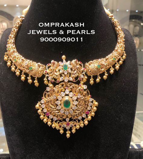 Kanti Necklace Designs Gold Latest, Kante Designs Latest Gold, Middle Haram Gold Designs Latest, Nakshi Gold Necklace, Kante Gold Necklaces Latest, Latest Gold Necklace, Kanti Necklace Designs Gold, Kante Designs Latest, Gold Necklace Designs Latest