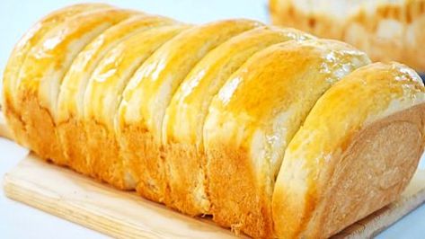 Soft Cream Cheese Bread Recipe | DIY Joy Projects and Crafts Ideas Cheese Loaf Bread, Cream Cheese Loaf, Fluffy Bread Recipe, Cheese Loaf, Loaf Bread Recipe, Cream Cheese Bread, Cheese Bread Recipe, Make Cream Cheese, Bread Machine Recipes