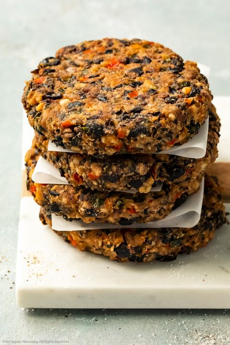 Black Bean Burger Patties, Meatless Patty Recipes, Black Beans Burgers, Vegetarian Black Bean Burger, Black Beans Patties, Bean Burger Patties, Veggie Bean Burgers, Bean Patty Recipes, Black Bean Patty Recipe