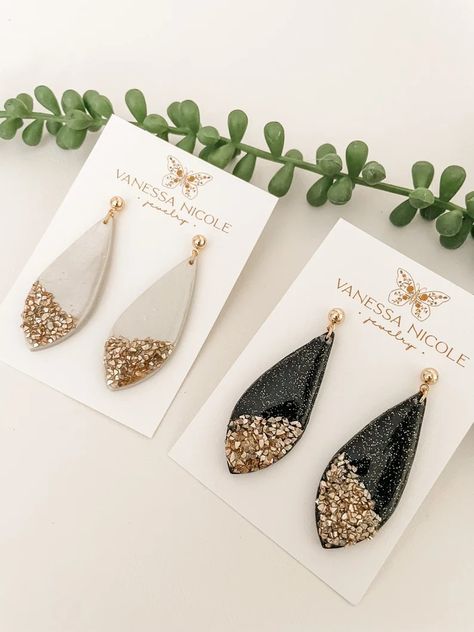 Most Popular Polymer Clay Earrings, Luxury Polymer Clay Earrings, Geode Polymer Clay Earrings, Sparkly Clay Earrings, Polymer Clay And Resin Earrings, Black And Gold Clay Earrings, Polymer Clay And Resin Jewelry, Glitter Clay Earrings, Trending Earrings 2024