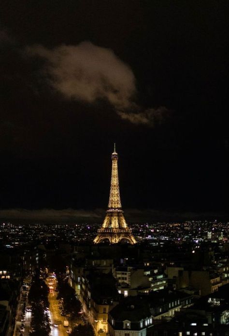 Paris Aesthetic Night, Prancis Paris, Eiffel Tower At Night, Paris Dream, France Aesthetic, Paris Wallpaper, Parisian Life, Paris Images, Paris Pictures