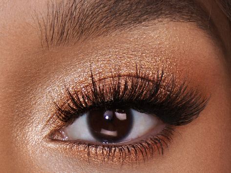 Simple Copper Eye Makeup, Night Eyeshadow Looks, Copper Eyeshadow Looks, Night Makeup Looks, Simple Eyeshadow Looks, Gold Eyeshadow Looks, Copper Eye Makeup, Copper Eyeshadow, Cheer Makeup